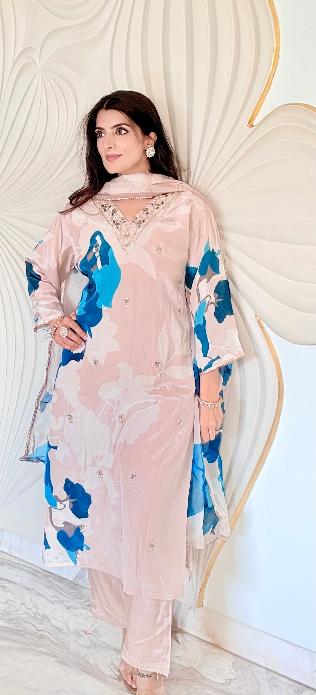 Fluid Print Crepe Suit