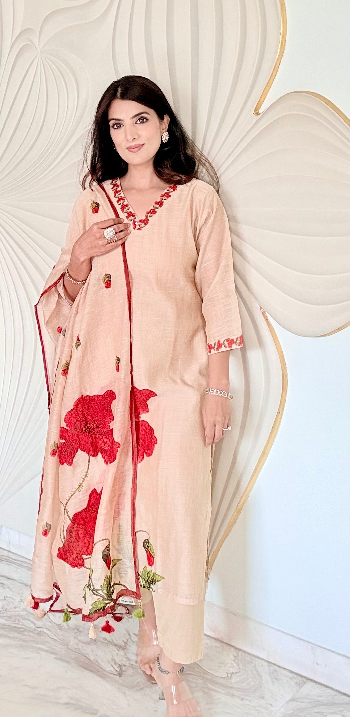 Gul-dastaan – Beige Cotton Suit