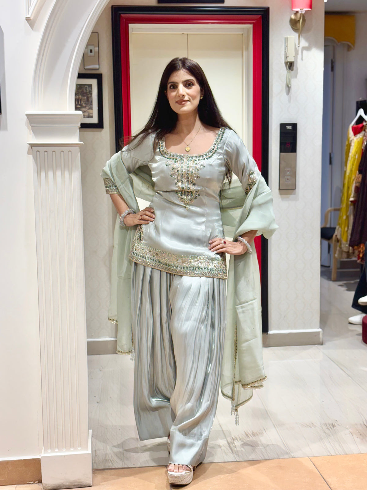 Glass Tissue Farshi Salwar Suit