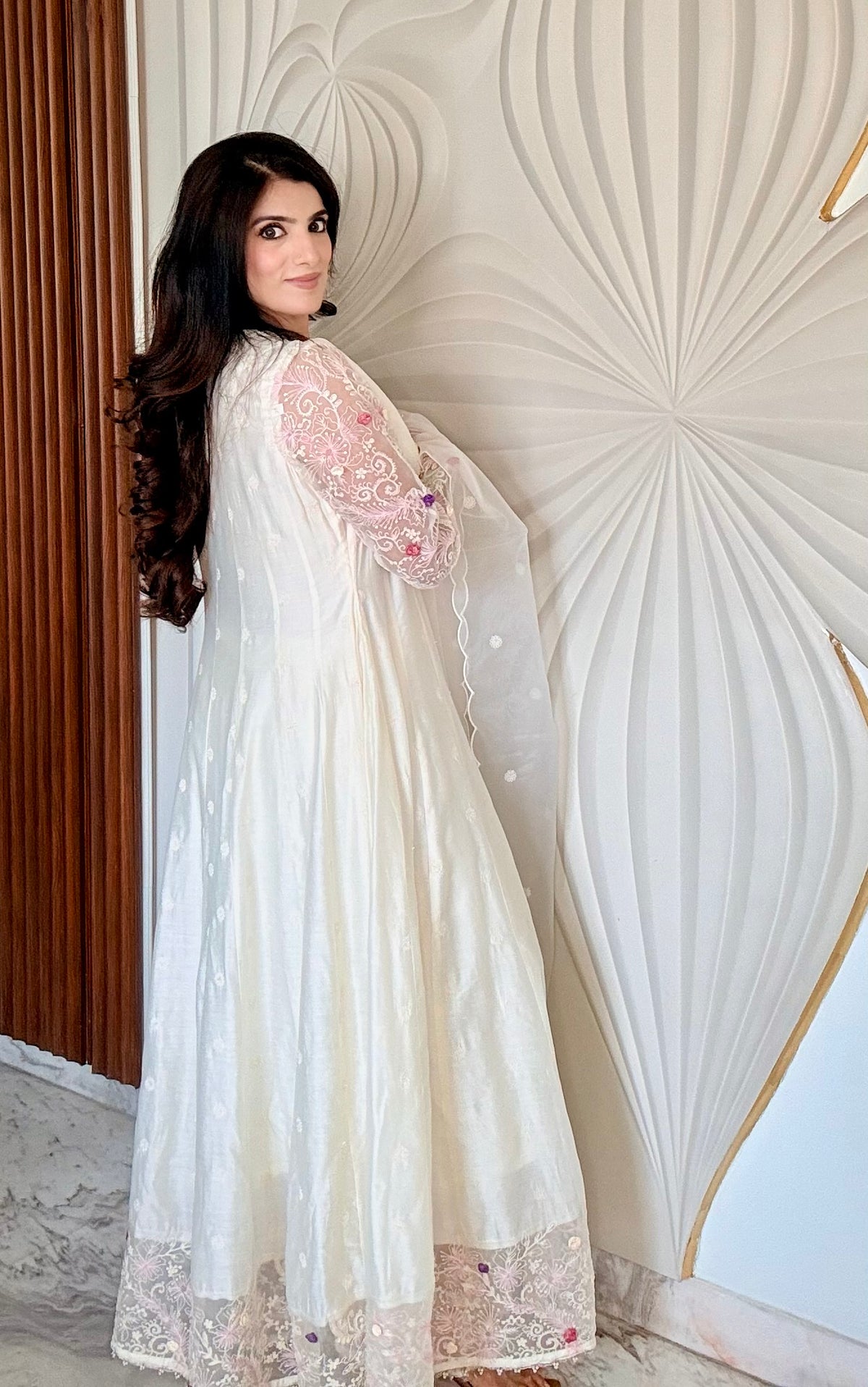 Gulrangi – Ivory Chanderi Anarkali Suit